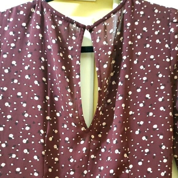 Hollister Women's Mini V-Neck Wrap Dress - Picture 4 of 7